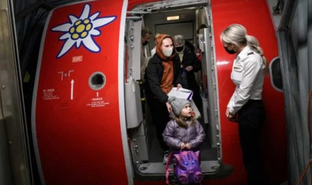 ஆளுக்கு 500 சுவிஸ் ஃப்ராங்குகள் தருகிறோம் வாங்கிட்டு கிளம்புங்க - அகதிகளை எச்சரித்த சுவிஸ் 6 அகதிகளை எச்சரித்த சுவிஸ்