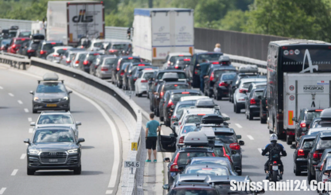 சுவிட்சர்லாந்தில், swiss facts, swiss informations in tamil, சுவிஸ், சூரிச், இன்றைய சுவிஸ் செய்திகள், சுவிஸில், சுவிஸ் தமிழர், சுவிஸ் தமிழர் ஒருங்கிணைப்புக் குழு, சுவிஸ் தமிழ் சங்கம், சுவிஸ் தமிழ், சுவிஸ் செய்திகள் தமிழ், சுவிஸ் மக்கள் தொகை, சுவிஸ் பற்றிய தகவல், தமிழ் சுவிஸ்,SwissTamilNews