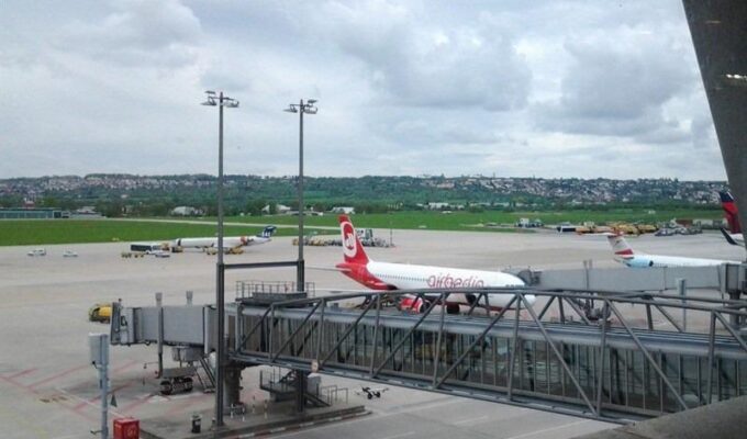 சுவிஸ் – சீன விமான சேவை, சீனா, சுவிஸ், சுவிஸ் தமிழ், சுவிஸ் செய்திகள் தமிழ், சுவிஸ் மக்கள் தொகை, சுவிஸ் பற்றிய தகவல், தமிழ் சுவிஸ்,SwissTamilNews, TamilSwiss, Lankasri, SwissInfo