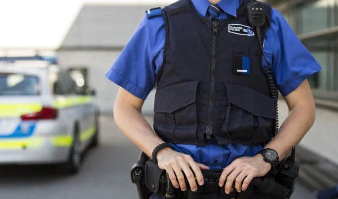 சுவிஸ், போலி போலீசார், ஆர்காவ், லுசேர்ன் மாநகரில், Argau, Luzern, Fake police Swtzerland