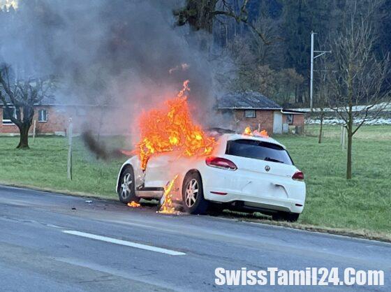 லுசேர்ன் மாகாணத்தில் திடீரென பற்றி எரிந்த கார் – 20,000 பிராங்குகள் சேதம்.!!