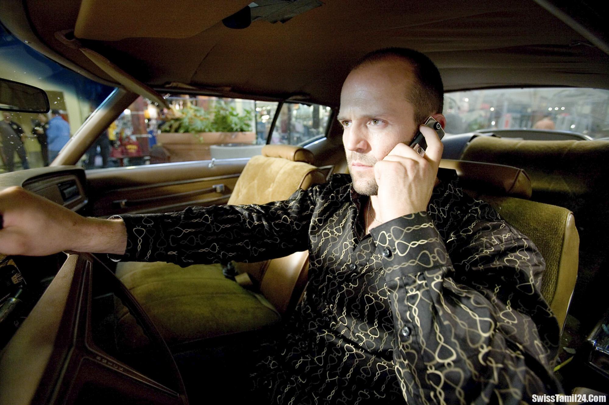 சுவிசில் வாகனம் செலுத்தி கொண்டு வீடியோ எடுப்பவரா நீங்கள்.. எச்சரிக்கை.!!