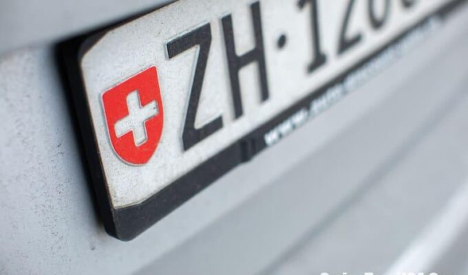 Swiss car plate © Lightpoet Dreamstime.com 2