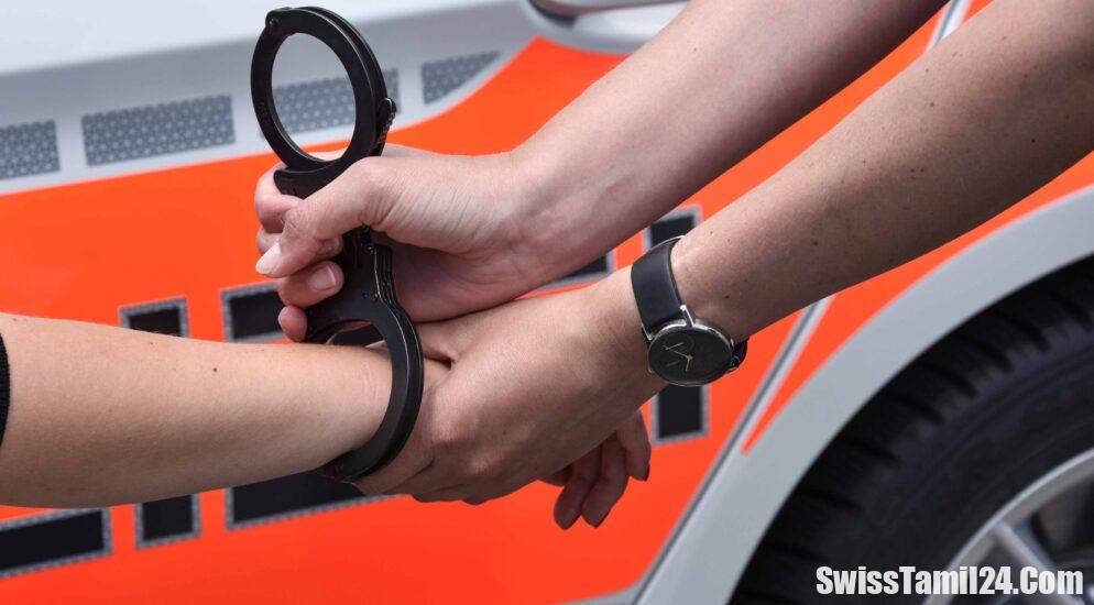 St.Gallen பகுதியில் Kiosk கடையில் திருடமுற்பட்ட இளைஞர்கள் கைது