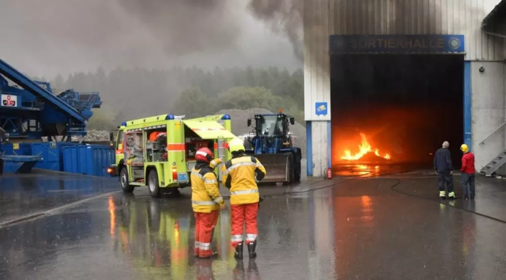 சுவிட்சர்லாந்து கிராவுண்டன் மாகாணத்தில் தீ விபத்து.!!
