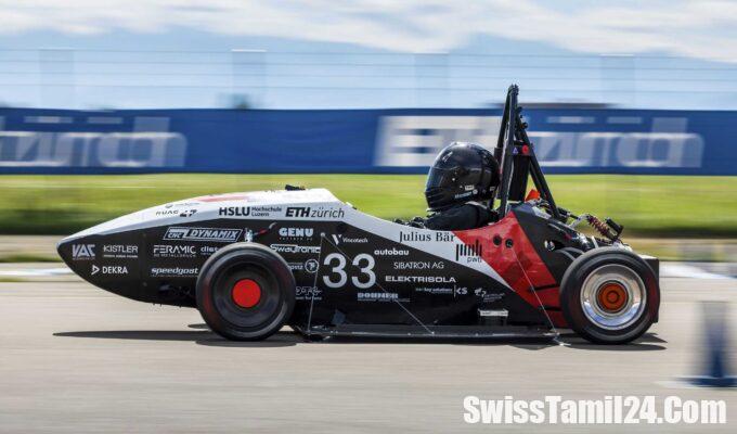 கார் உற்பத்தியில் உலக சாதனை