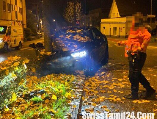 சொலுத்தூர்ன்,ஓல்ட்டனில், மரத்துடன் மோதிய கார்