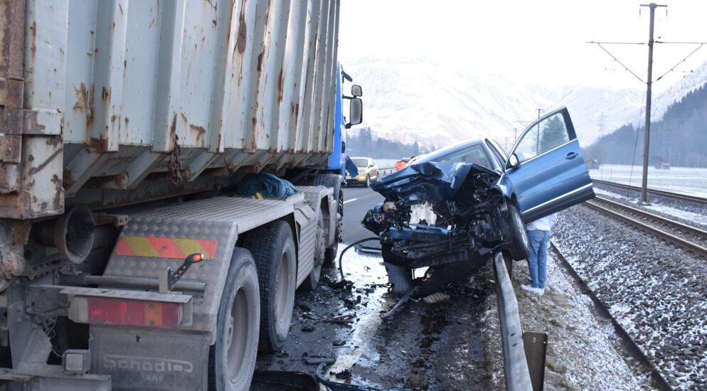 கிராவுண்டன் N28 நெடுஞ்சாலையில் விபத்து : முதியவர் காயம்.!