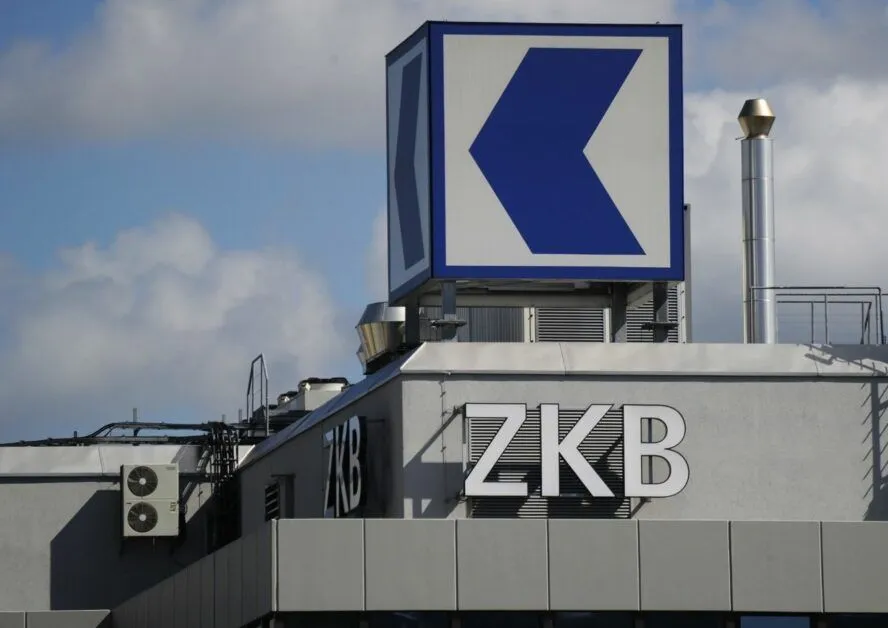 சுவிஸ் நகரமொன்றில் பணியாளர்களுக்கு கிடைத்த இரட்டை ஊதியம்