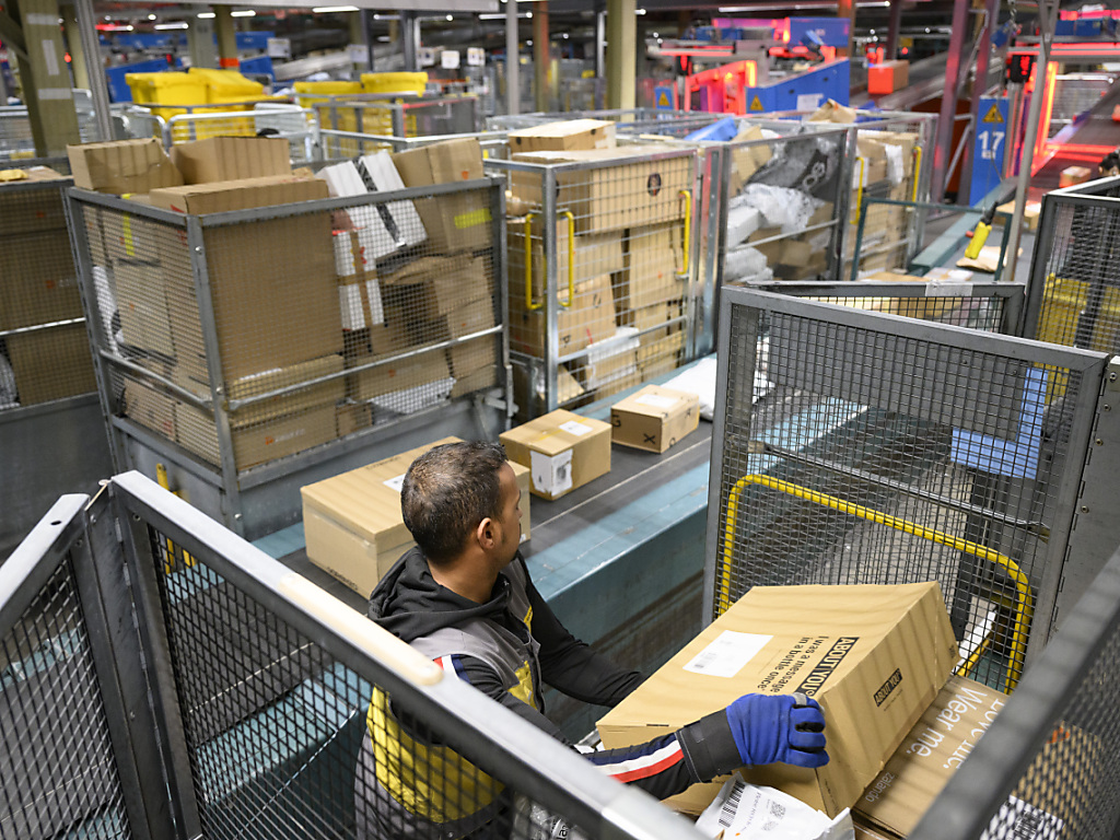 சுவிஸ் ஆன்லைன் வர்த்தகம் 2023 இல் வளர்ச்சியைப் பதிவு செய்துள்ளது