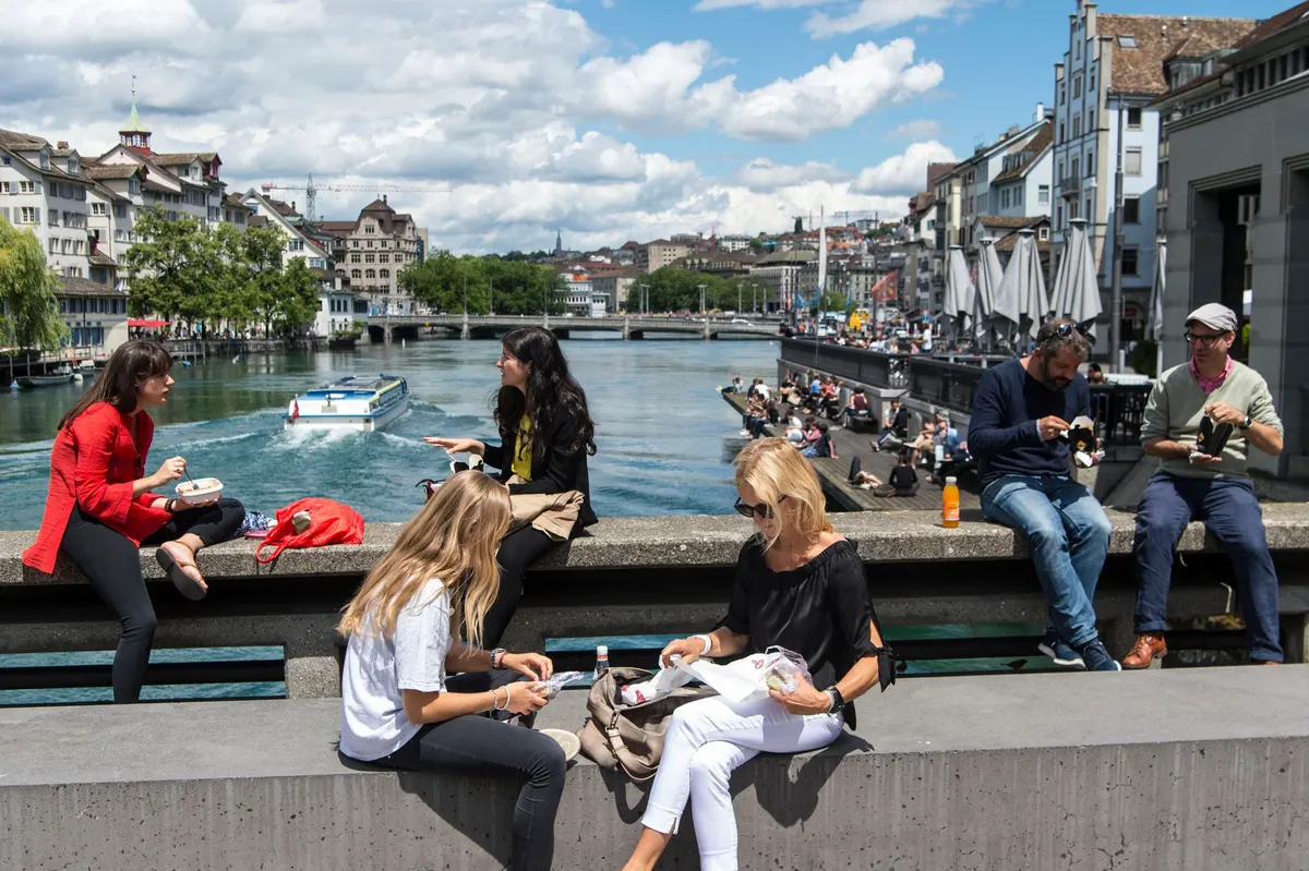 சூரிச் குடியிருப்பாளர்களில் 40 சதவீதம் பேர் வேறு நாட்டவர்கள்