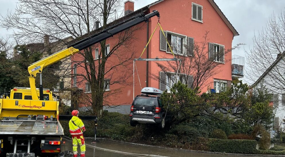 வின்டர்தூரில் கார் திருடிவிட்டு போலீசாருக்கு ஓட்டம் காட்டிய சிறுவன் கைது