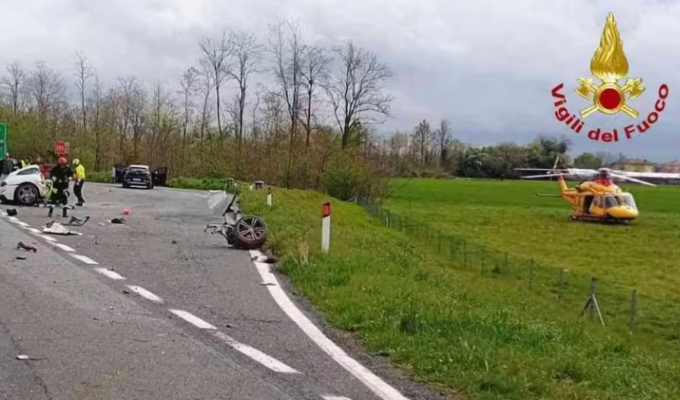 சுவிஸ் உரிமத் தகடு கொண்ட கார் விபத்துக்குள்ளானது – 2 பேர் பலி – ப்ளிக் 2