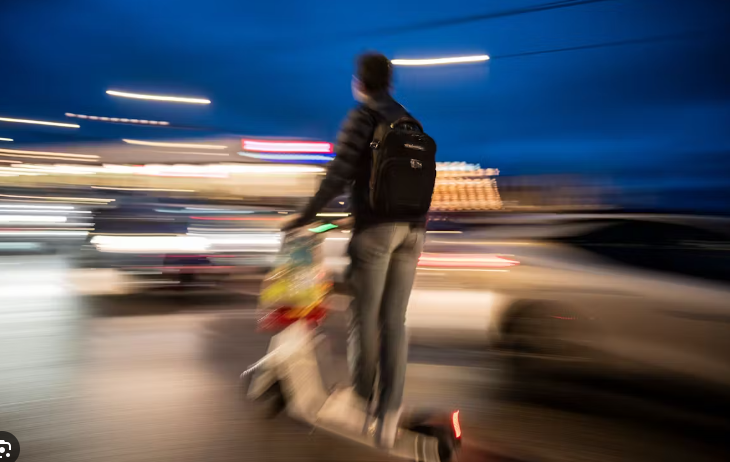 சூரிச்சில் போலீசாரை தாக்கிவிட்டு தப்பியோடிய நபர் தலைமறைவு.!