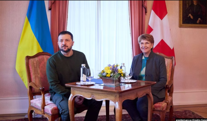 சுவிஸ், உக்ரைன்