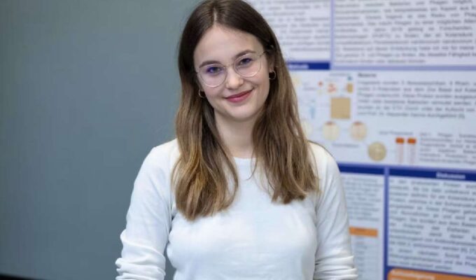 சுவிஸ் இளம்பெண்