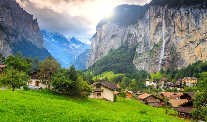 சுவிஸ் கிராமம்