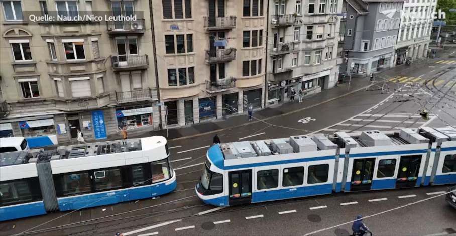 சூரிச்சில் மோதிக்கொண்ட இரு ட்ராம்கள் :  நால்வர் காயம்