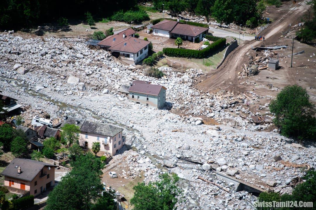 வாட் கன்டோனில் ஏற்பட்ட புயல் : 20 மில்லியன் சுவிஸ் பிராங் நட்டம்