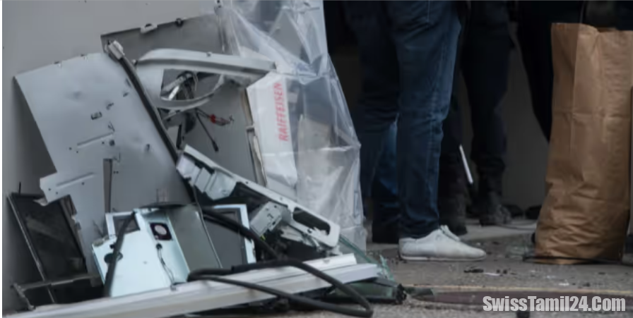 வாட் மகாணத்தில் ஏ.டி.எம் இயந்திரம் வெடிக்கவைத்து கொள்ளை