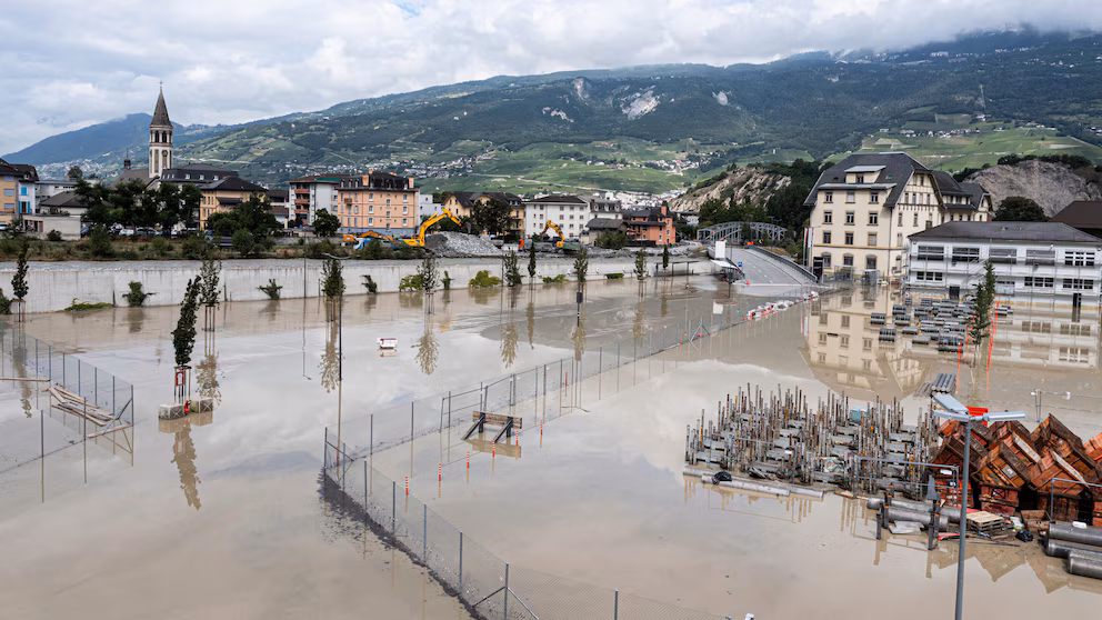 சுவிசில் சுற்றுலா பயணிகளின் எண்ணிக்கையில் வீழ்ச்சி ஏற்படலாம்