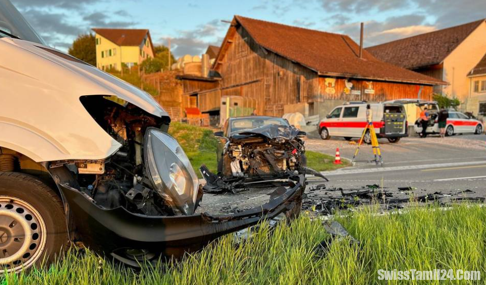 Rickenbach இல் இரு வாகனங்கள் நேருக்கு நேர் மோதியதில் ஐவர் காயம்