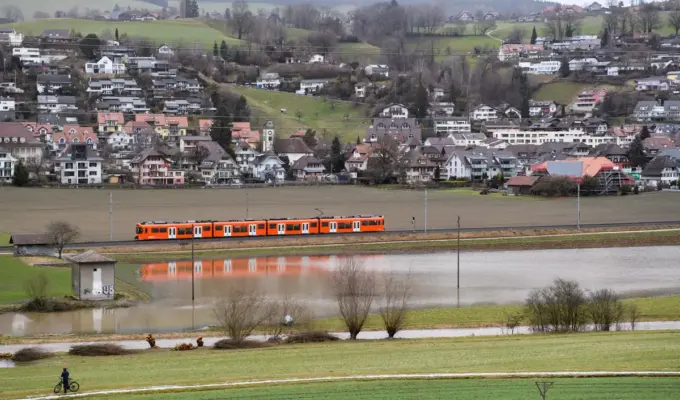 சுவிஸில்