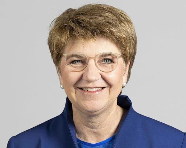 பதவி விலகுகிறாரா ஜனாதிபதி வயோலா?