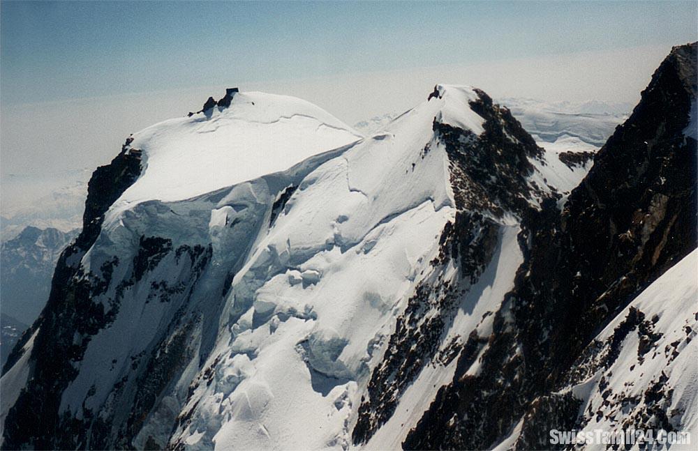 Zermatt பகுதியில் மலையேறி ஒருவர் விபத்தில் சிக்கி பலி