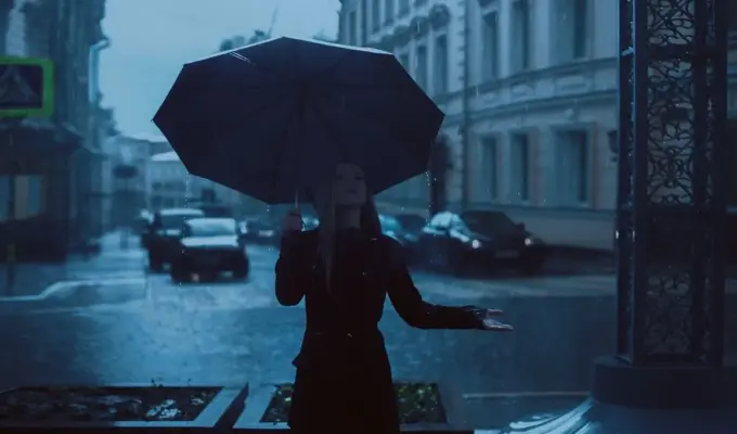 சுவிட்சர்லாந்தில், கனமழை, அடிக்கடி பெய்து வருவதாக தெரிவிக்கப்படுகிறது.