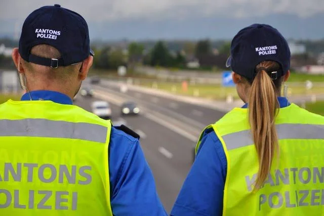 திருமண தொடரணியில்