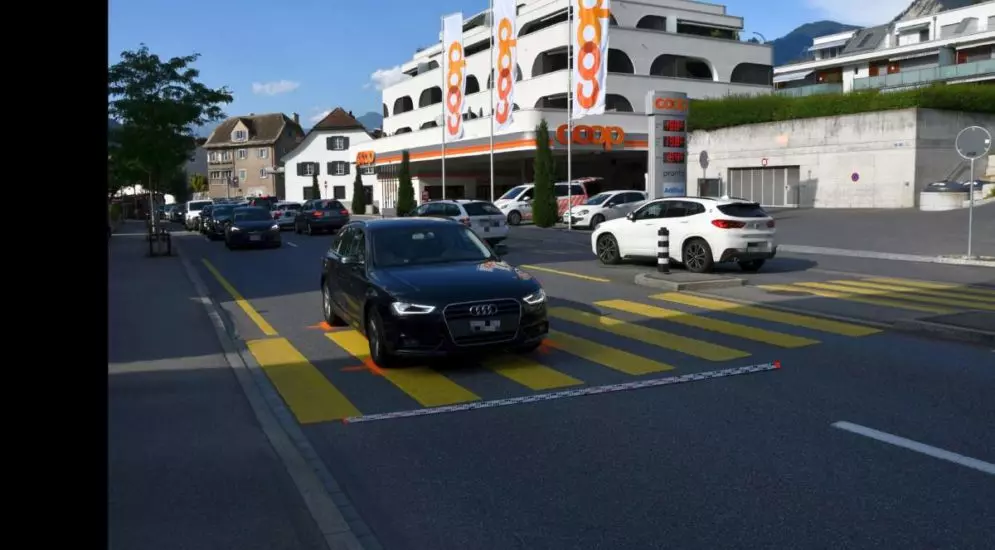 பாதசாரி கடவையில் 11 வயது சிறுவன் விபத்து : Chur சம்பவம்..!!