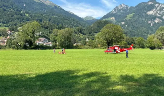 கிளாரூஸ்