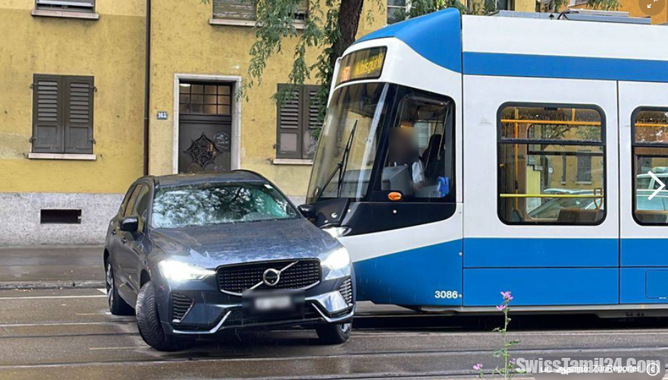 Unfall beim Limmatplatz in Zurich Tram kracht in Auto ZuriToday 1