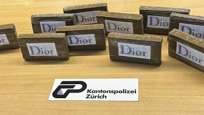 காரில் சிக்கிய 10 கிலோ கொகெய்ன் : சூரிச் போலீசார் அதிரடி