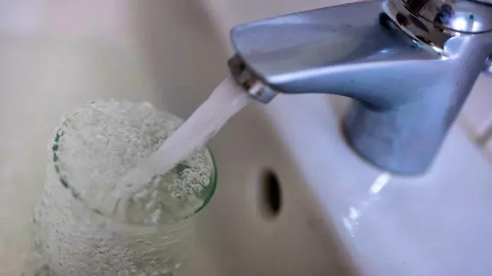 சுவிட்சர்லாந்தில் சில இடங்களில் குழாய்நீரை அருந்தவேண்டாமென அறிவிப்பு