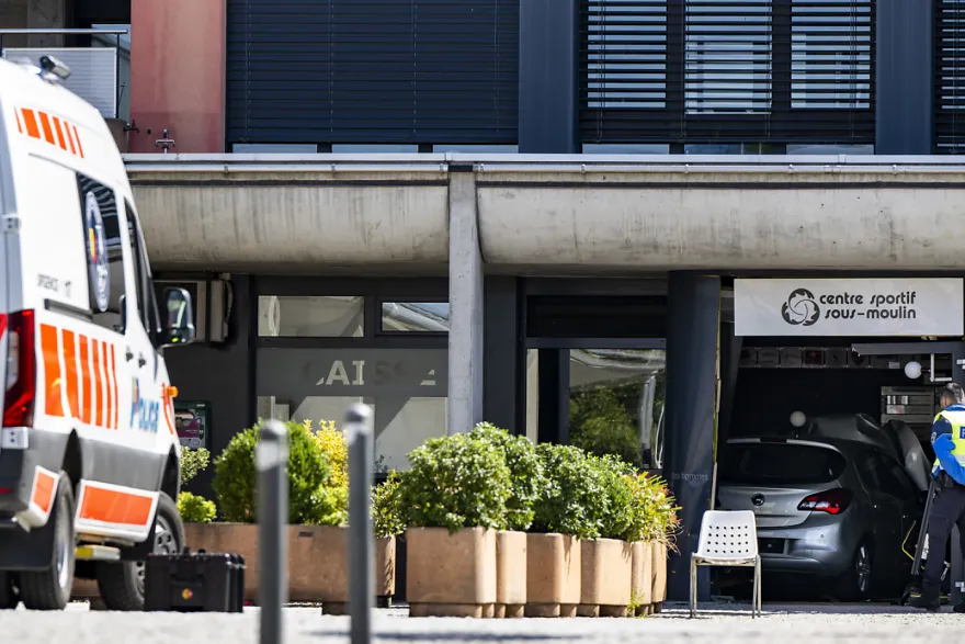 ஜெனிவாவில் இடம்பெற்ற விபத்து : ஒருவர் பலி குழந்தைகள் படுகாயம்