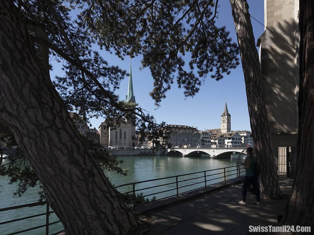 சூரிச் லிம்மாட் ஆற்றில் குதித்த நபர் சடலமாக மீட்கப்பட்டார்.