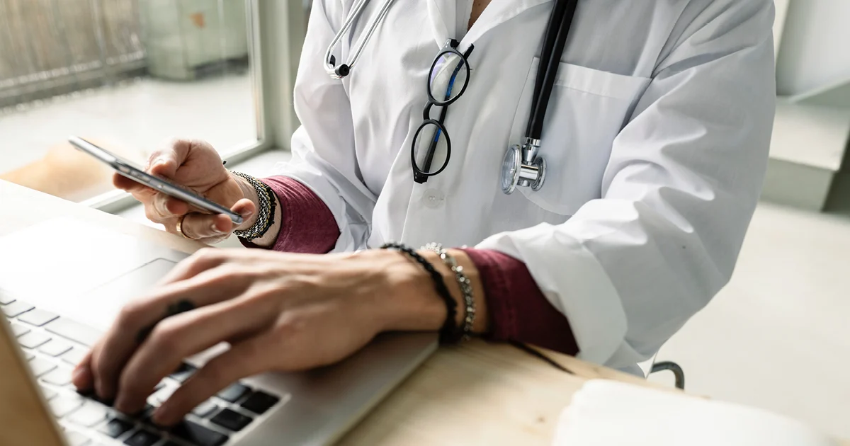 மருத்துவர் பற்றாக்குறையை எதிர்த்துப் போராட தேசிய கவுன்சில் அழைப்பு