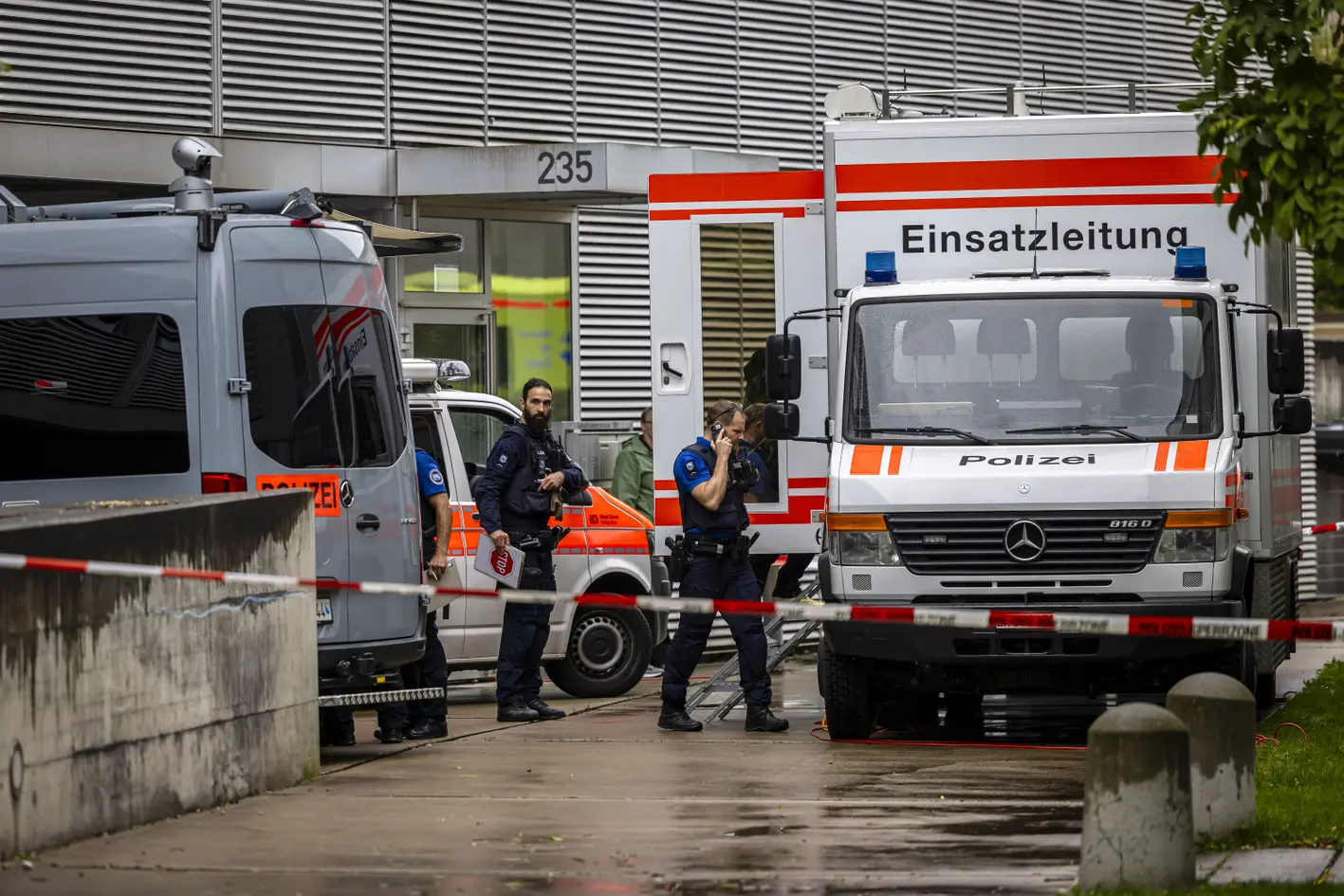 சூரிச் குழந்தை பராமரிப்பு நிலையத்தில் கோர சம்பவம் : குழந்தைகள் மீது கத்திக்குத்து