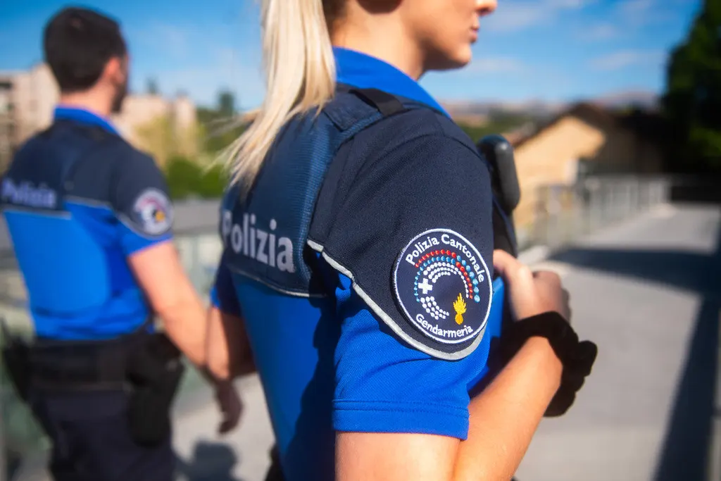 லுகானோவில் கொள்ளையடித்த 17 வயது புகலிடக் கோரிக்கையாளர் கைது