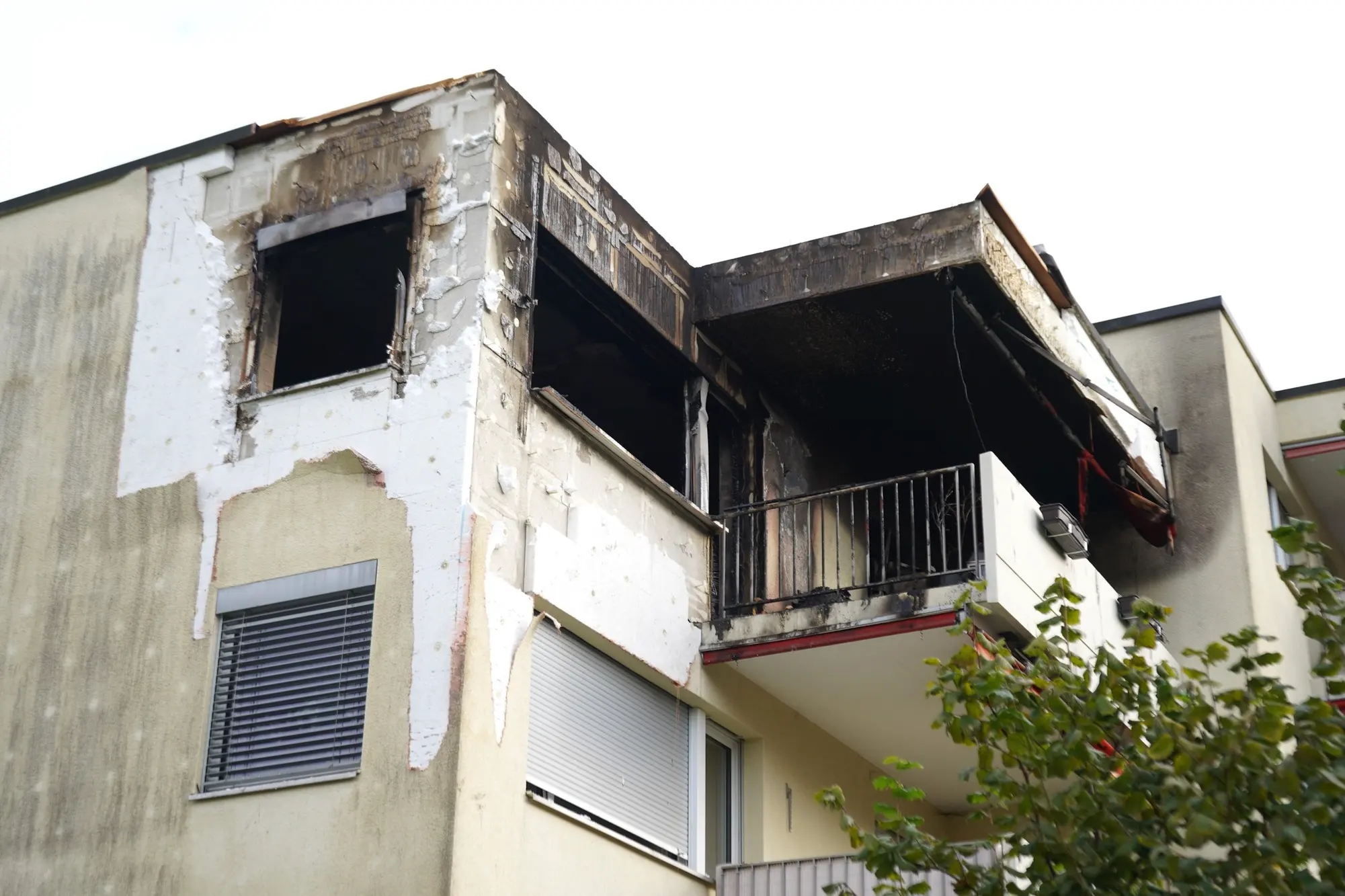 Protected: சூரிச் Pfäffikon இல் கடுமையான தீ விபத்து : காப்பாற்றும்படி கதறிய குழந்தைகள்