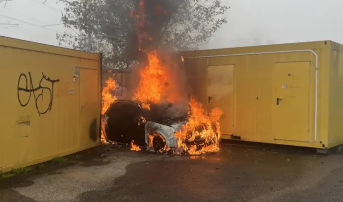 w7vw6yewjdg5r0szbwfj