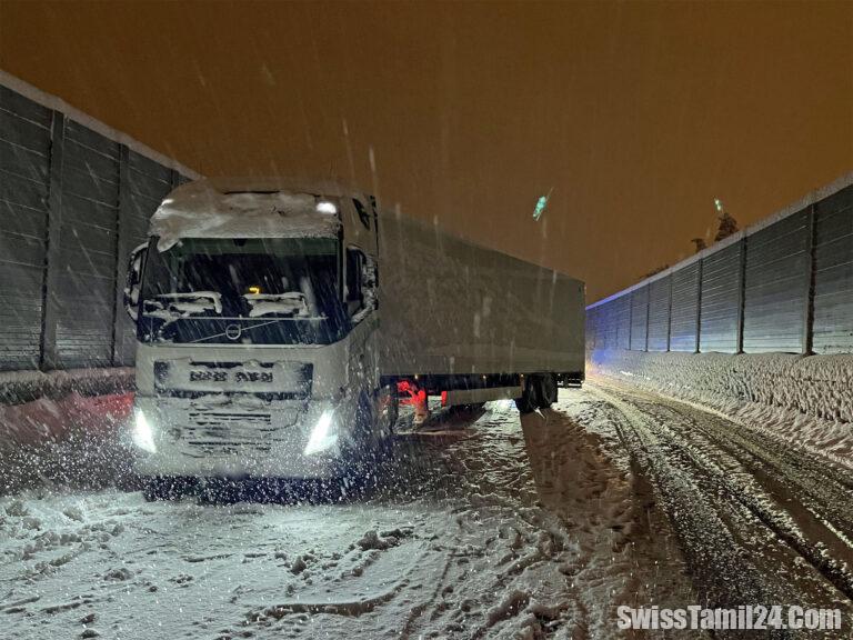 கடும் பனிப்பொழிவு காரணமாக லூசர்ன் மாகாணத்தில் தெருக்களில் குழப்பம்