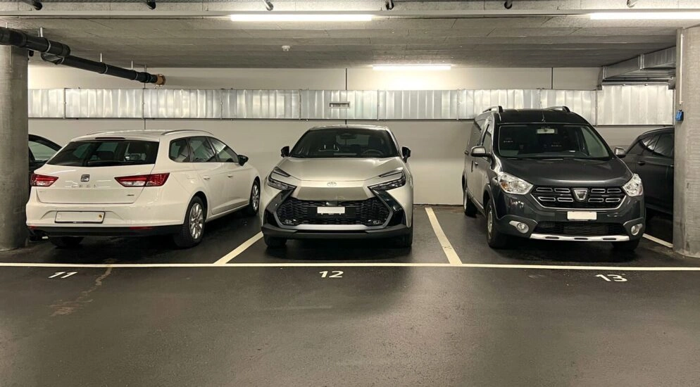 சுவிட்சர்லாந்தில் கார் வைத்திருப்பவர்களுக்கான செலவு அதிகரிப்பு