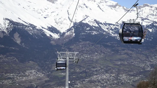 கேபிள் காரில்