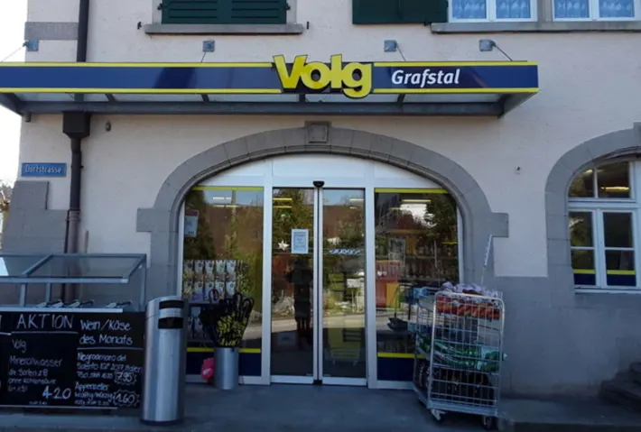 சூரிச்சில் ஆயுதமேந்திய கொள்ளை – குற்றவாளி தப்பியோட்டம்