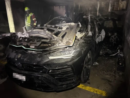 Brennender Lamborghini beschadigt 75 Autos