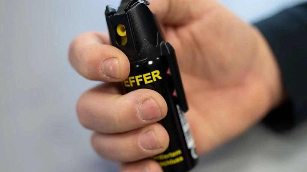 லுசேர்ன்னில் பெண் மீது பெப்பர் ஸ்ப்ரே தெளித்து கொள்ளை