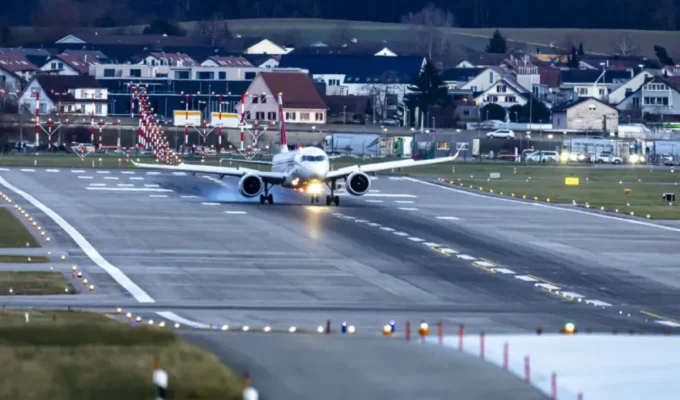 Swiss Airbus A220 back in Zurich